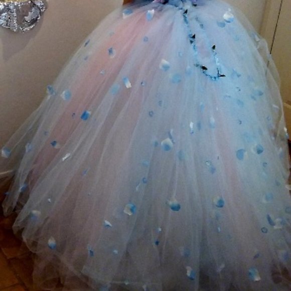 SAMPLE GOWN SET ONLY - PRUDENCE Blue Bloom Pink Feather Wedding Ballgown Set - Picture 8 of 9